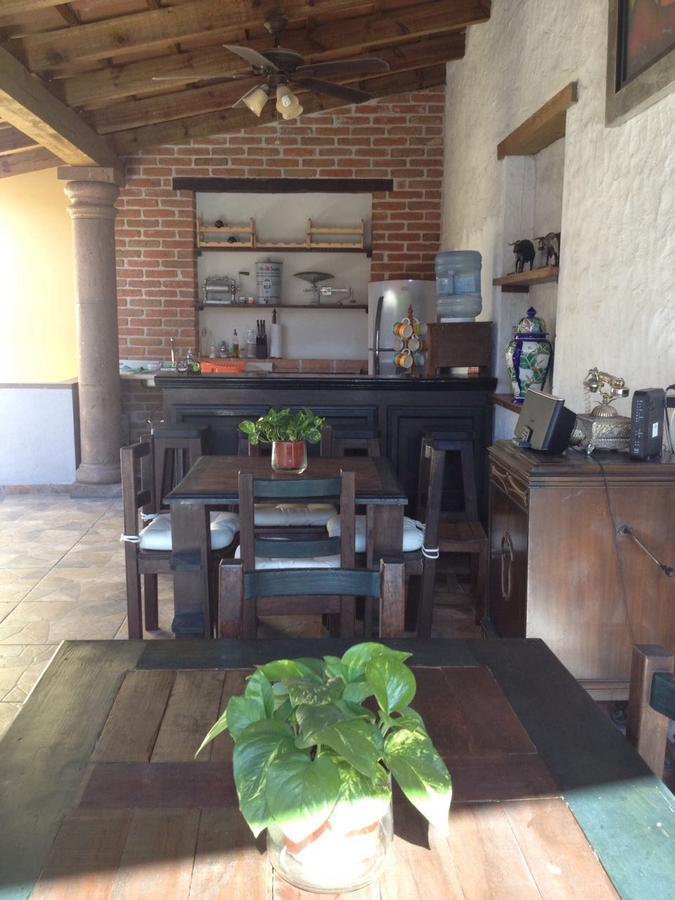 Suites Colibri Альенде Экстерьер фото